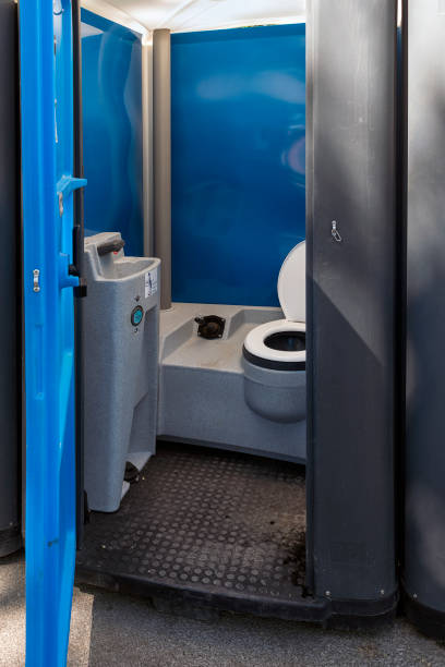 Portable Toilet Options We Offer in West Hills, NY